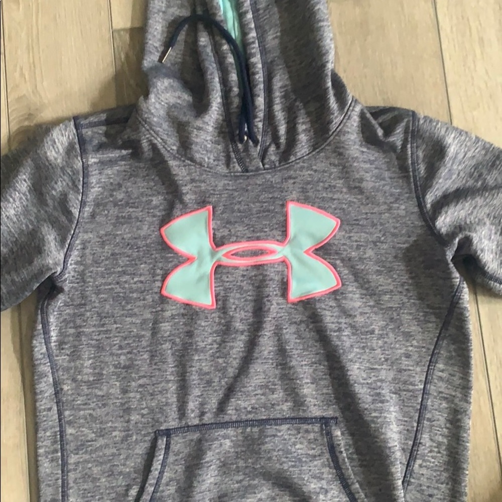 under armor sweatshirt
